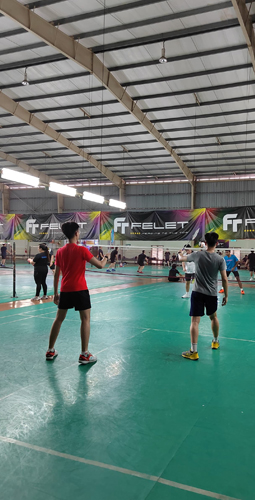 Badminton